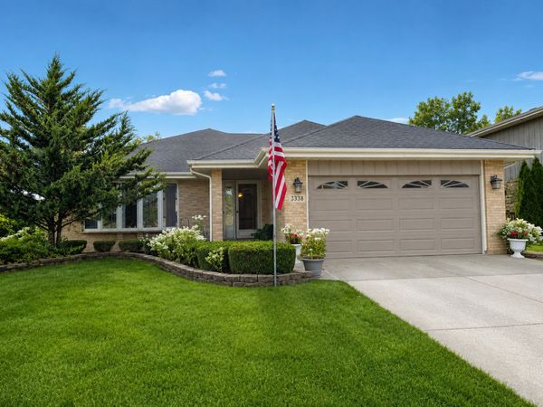 13338 Laramie Boulevard, Crestwood, IL 60418