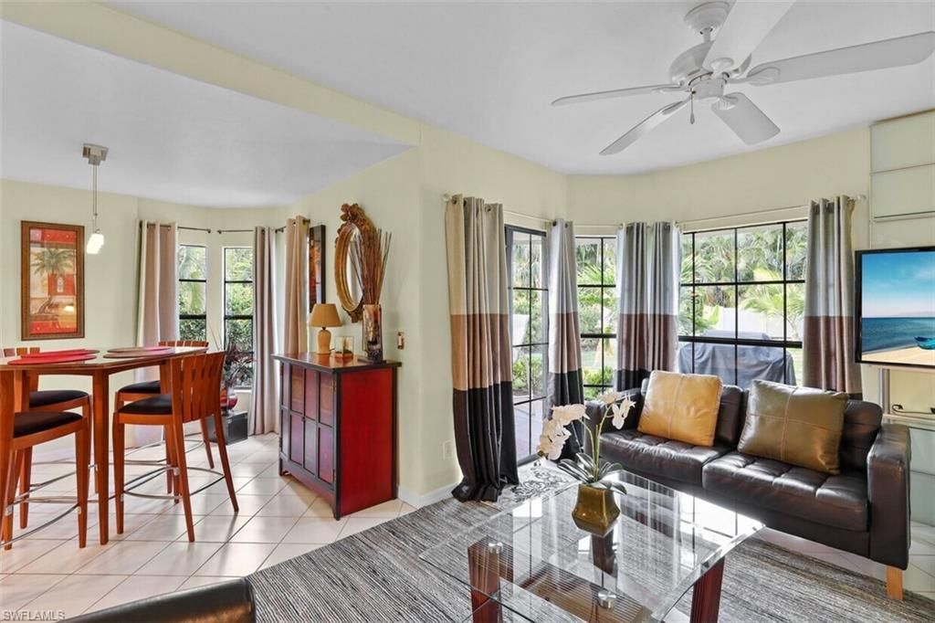 2708-2714 Santa Cruz Blvd, Naples, FL 34112 Photo