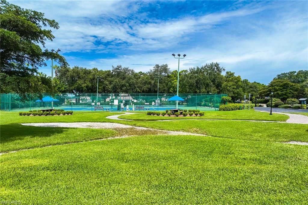 6536 Ilex Cir , Naples, FL 34109 Photo