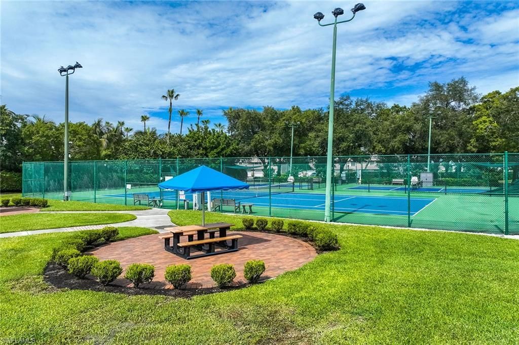 6536 Ilex Cir , Naples, FL 34109 Photo