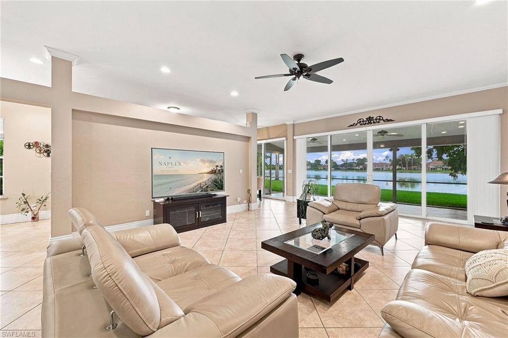 6536 Ilex Cir, Naples, FL 34109 Photo