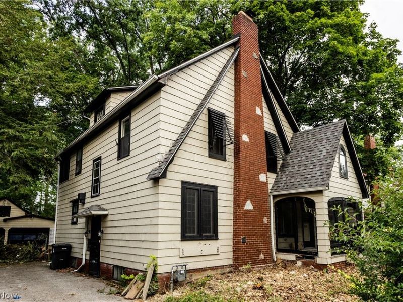 858 Roanoke Road, Cleveland Heights, OH 44121 Photo 2
