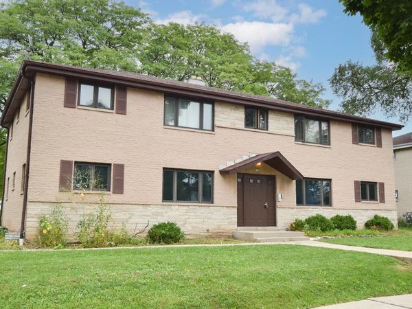 5740 N 91st STREET, Milwaukee, WI 53225