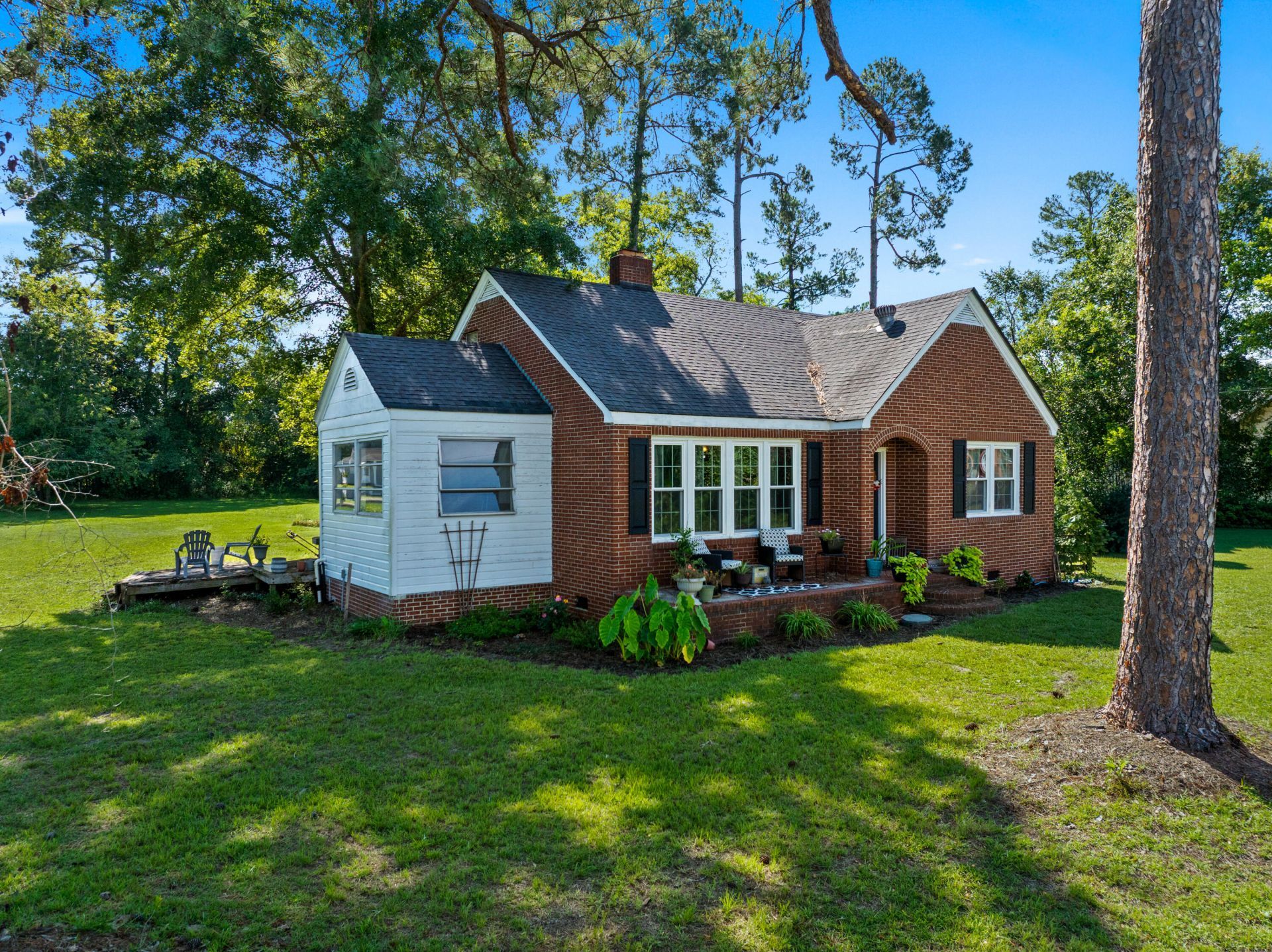517 Calhoun Street Photo 4
