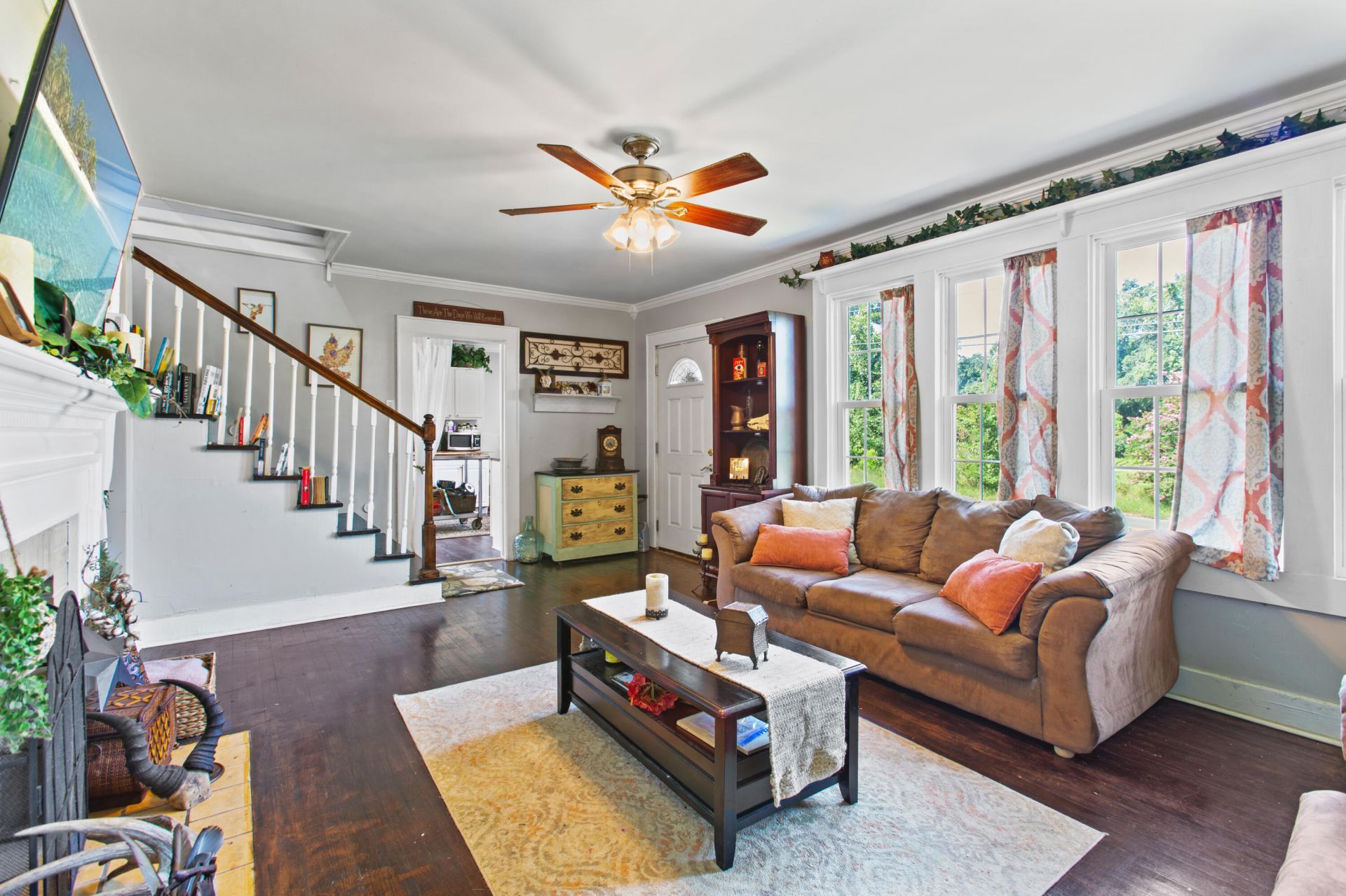 517 Calhoun Street Photo 9