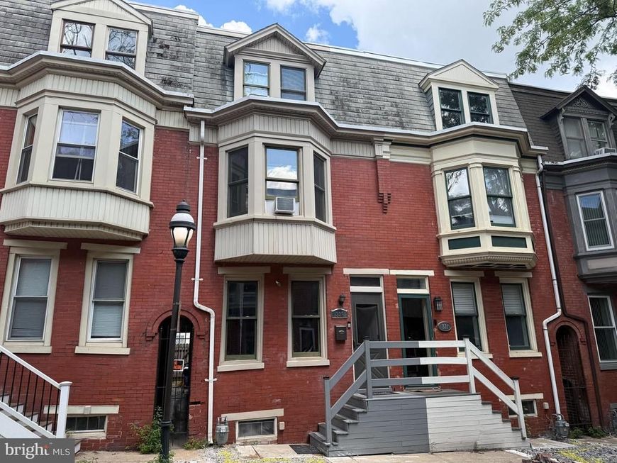 329 E Locust Street, York, PA 17403 Main Photo