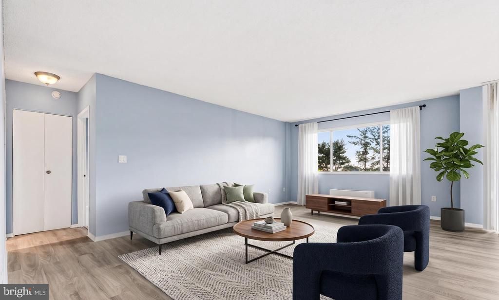 2059 Huntington Avenue, Unit 311, Alexandria, VA 22303 Main Photo
