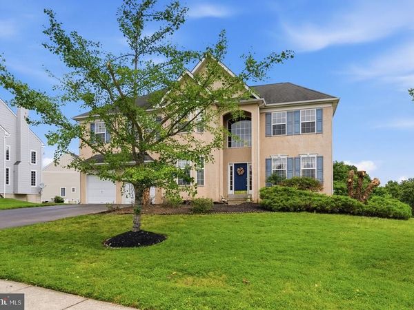 6003 SHADY WOOD CIRCLE , COLLEGEVILLE, PA 19426