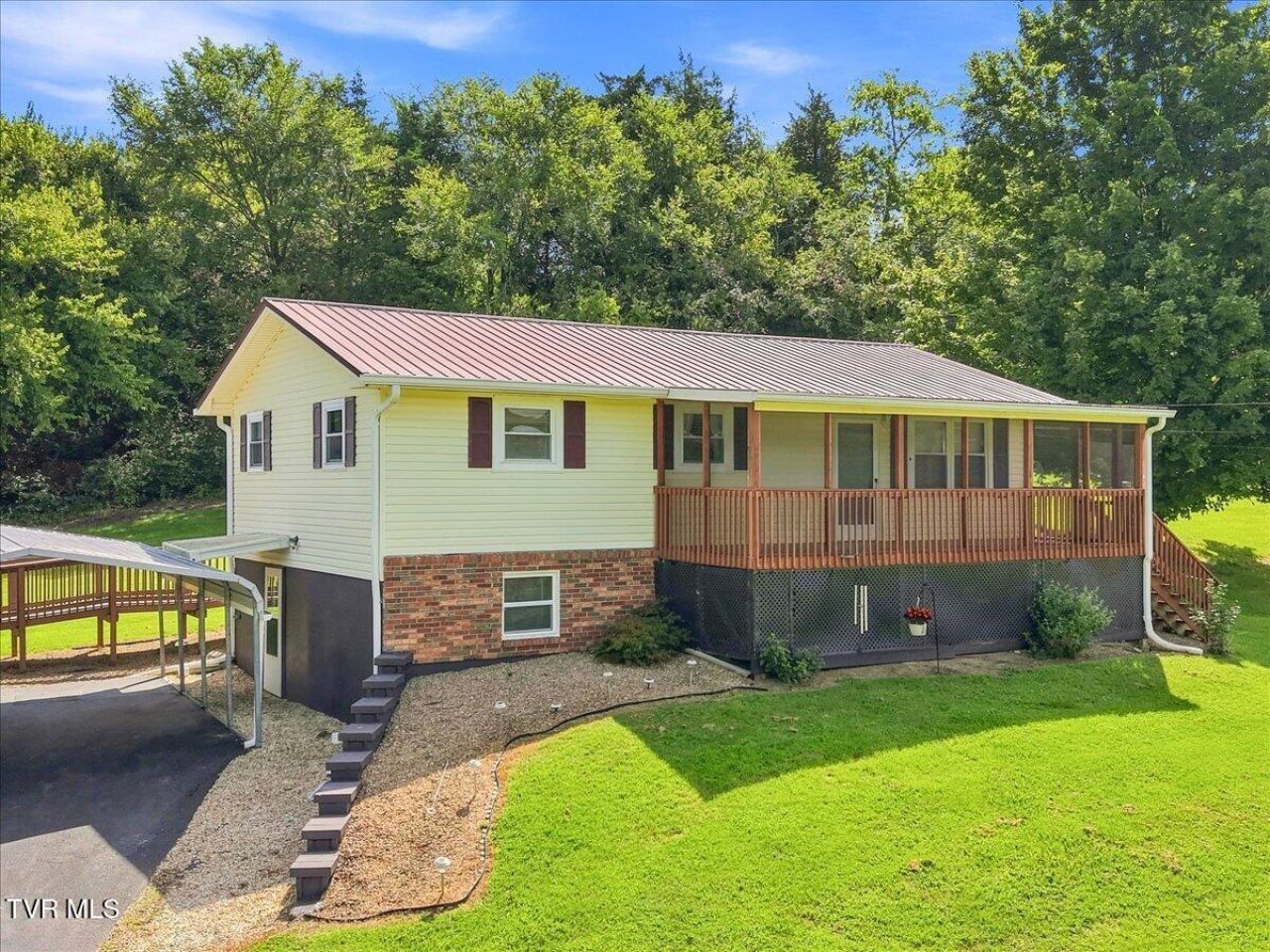 122 Goan Drive, Bulls Gap, TN 37711 Main Photo