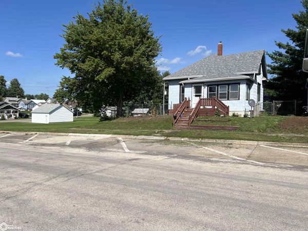 307 N Pine Street, Creston, IA 50801