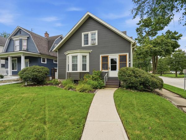 611 Kinnaird Avenue, Fort Wayne, IN 46807