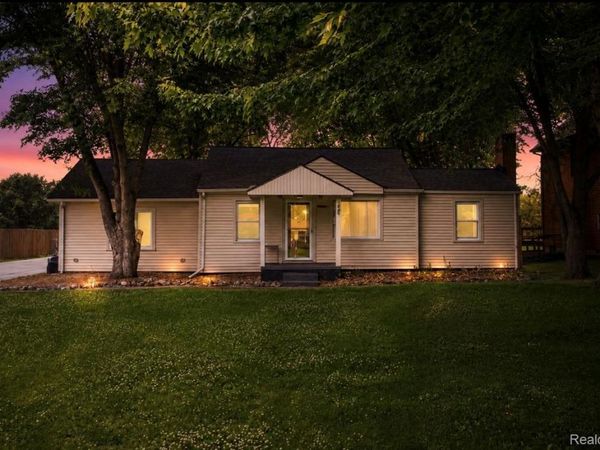 39751 Sylvia Street, Harrison Township, Mi 48045