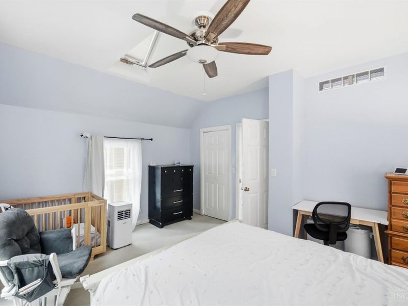 539 Hoge Street, Cincinnati, OH 45226 Photo 24