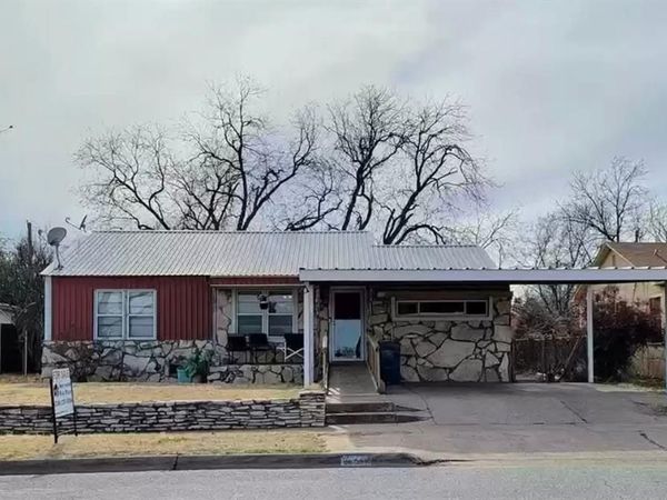 1623 Woodruff Lane, Sweetwater, TX 79556