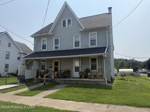 516-518 E 5th Street, Nescopeck, PA 18635