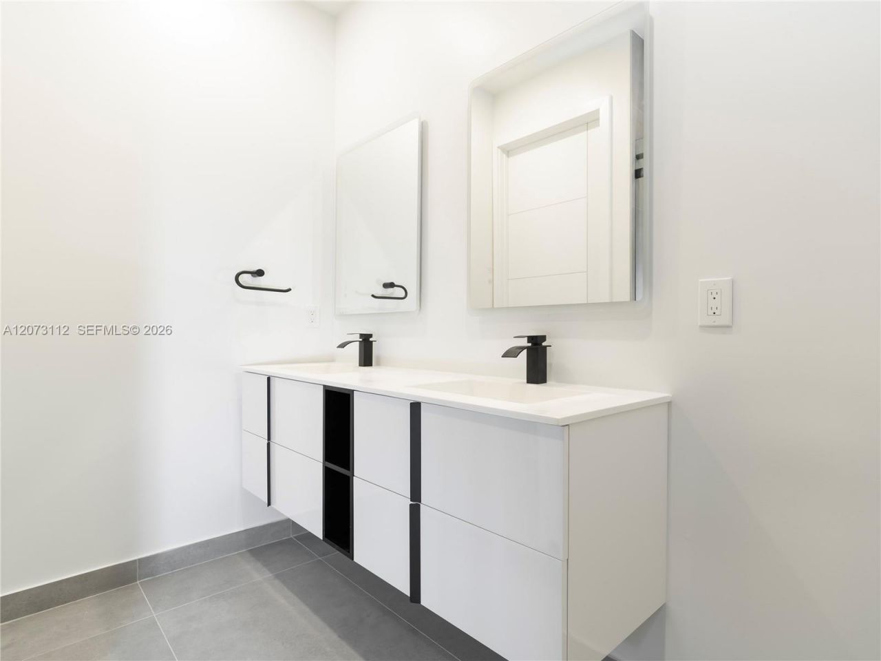 1421 SW 24th Ct , Unit 3, Fort Lauderdale, FL 33315 Photo