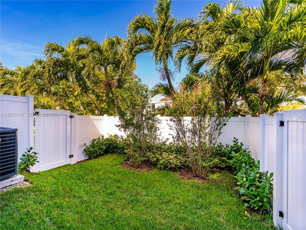 1421 SW 24th Ct , Unit 3, Fort Lauderdale, FL 33315 Photo
