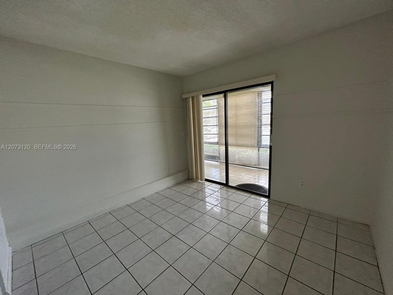 9729 Hammocks Blvd, Unit 105E, Miami, FL 33196 Photo