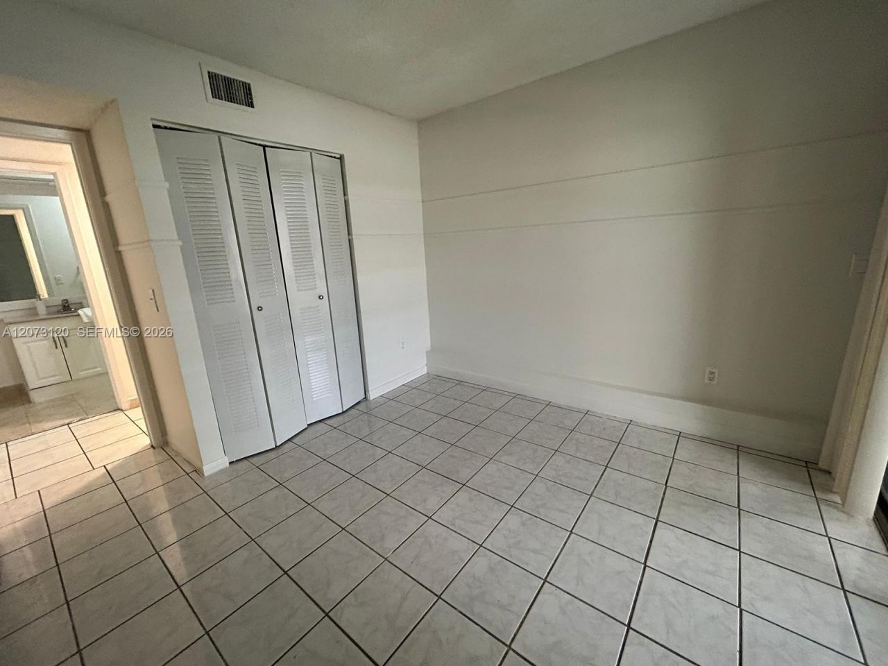 9729 Hammocks Blvd, Unit 105E, Miami, FL 33196 Photo