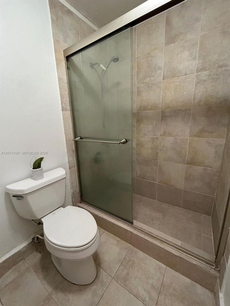 9729 Hammocks Blvd, Unit 105E, Miami, FL 33196 Photo