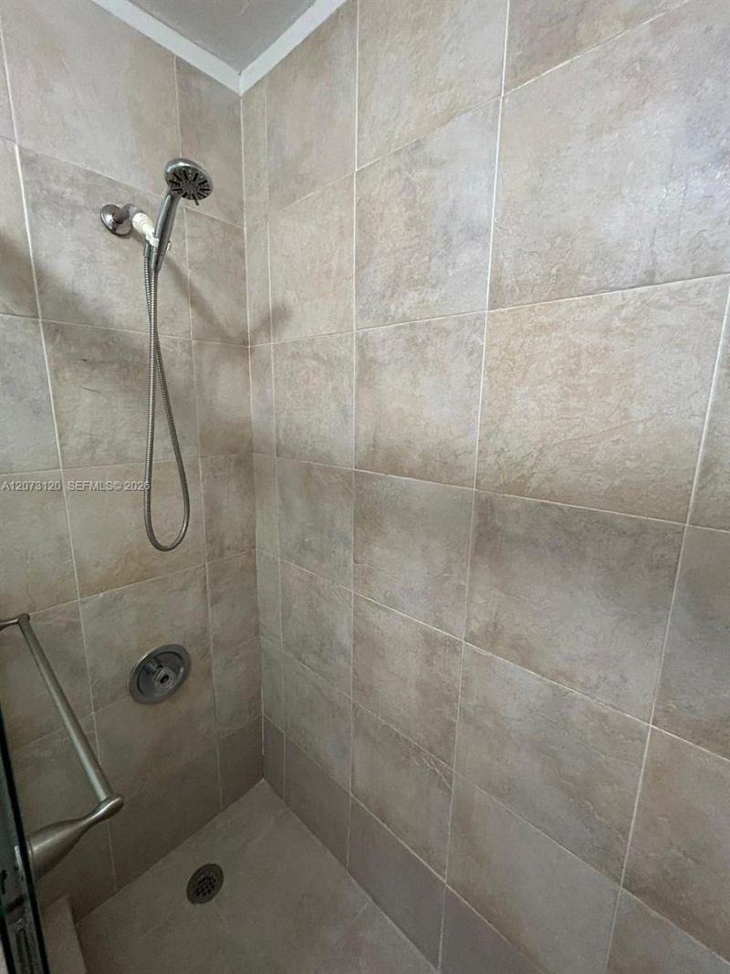 9729 Hammocks Blvd, Unit 105E, Miami, FL 33196 Photo