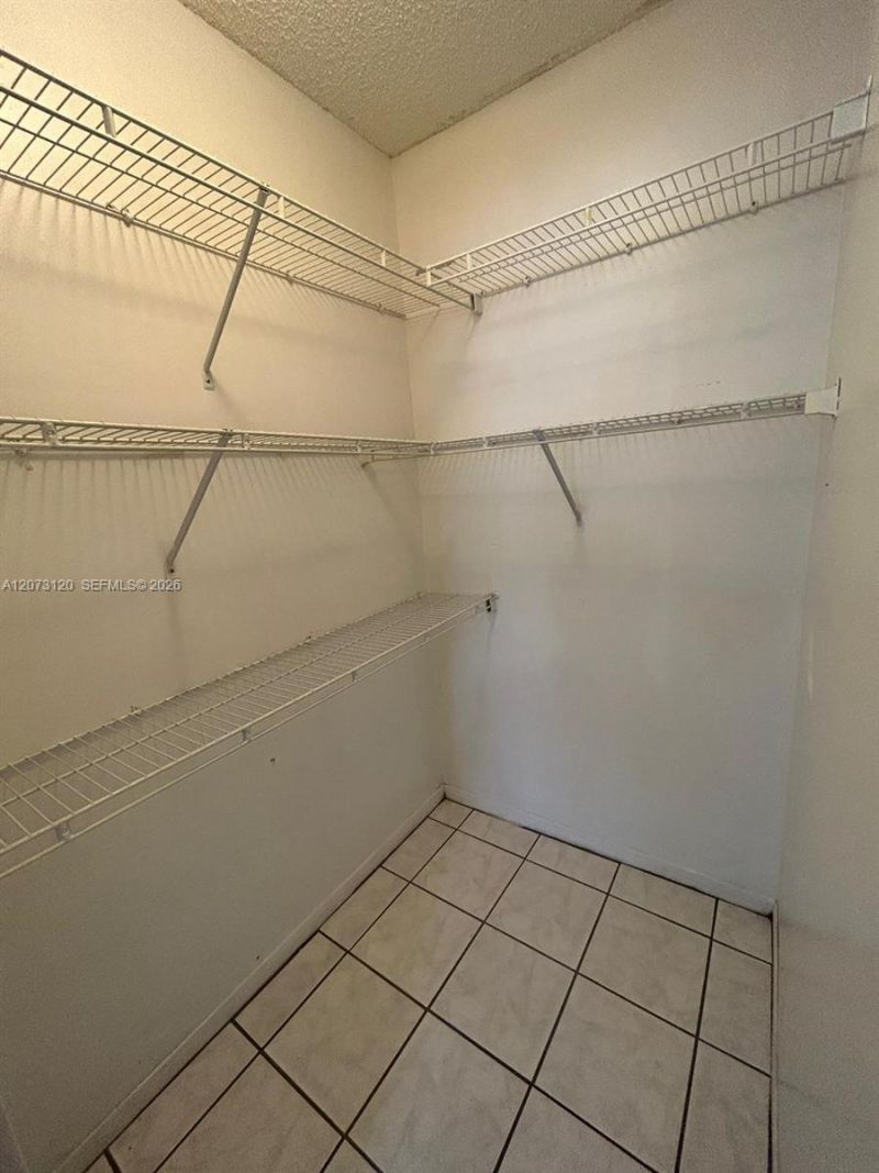 9729 Hammocks Blvd, Unit 105E, Miami, FL 33196 Photo