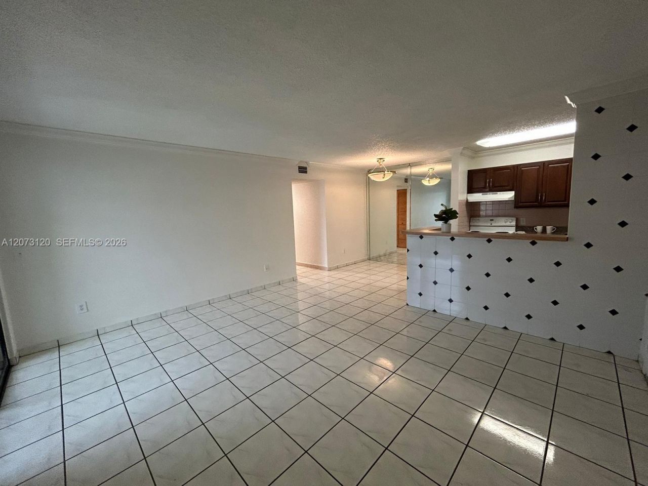 9729 Hammocks Blvd, Unit 105E, Miami, FL 33196 Photo