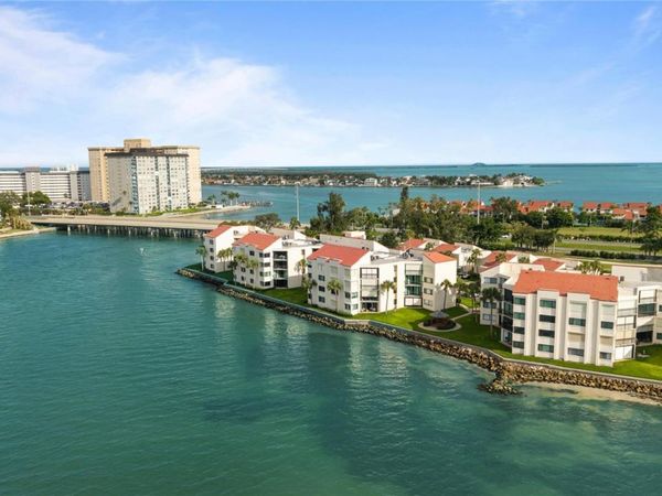 5505 LA PUERTA DEL SOL BOULEVARD S, Unit 126, ST PETERSBURG, FL 33715
