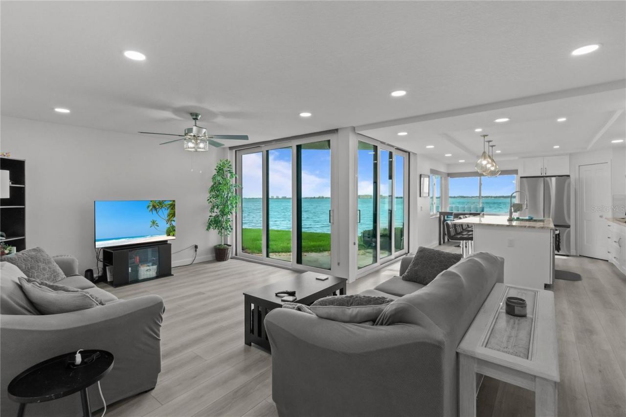 5505 La Puerta Del Sol Boulevard S, Unit 126, Saint Petersburg, FL 33715 Photo