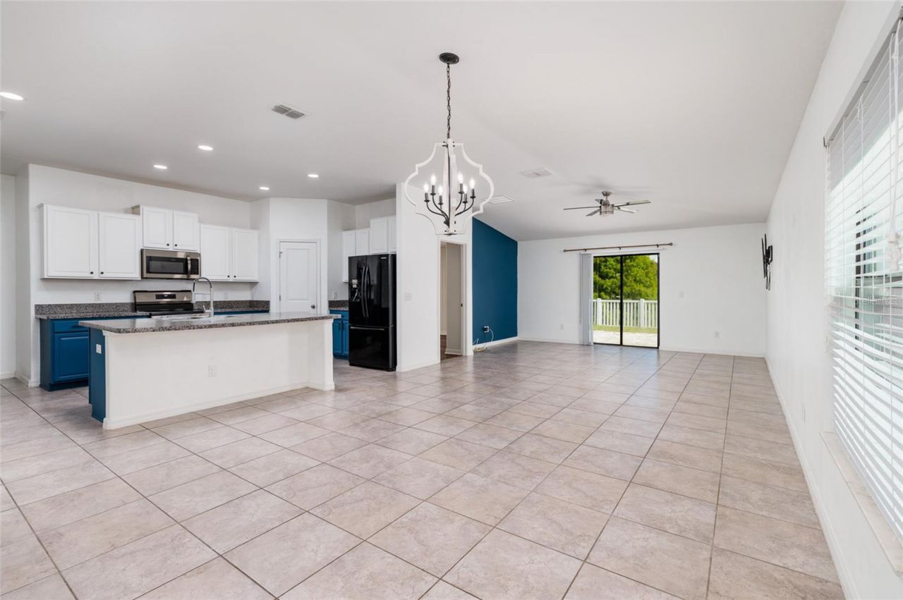 36077 Stable Wilk Avenue, Zephyrhills, FL 33541 Photo