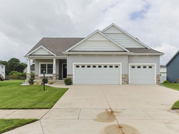 1725 Stoneham Drive, Mishawaka, IN 46544