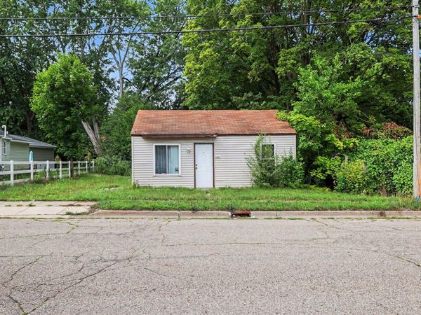 5804 Vermont Avenue, Portage, MI 49024