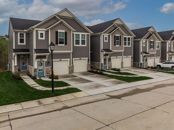 688 Streamside Drive, Unit Lower, Alexandria, KY 41001