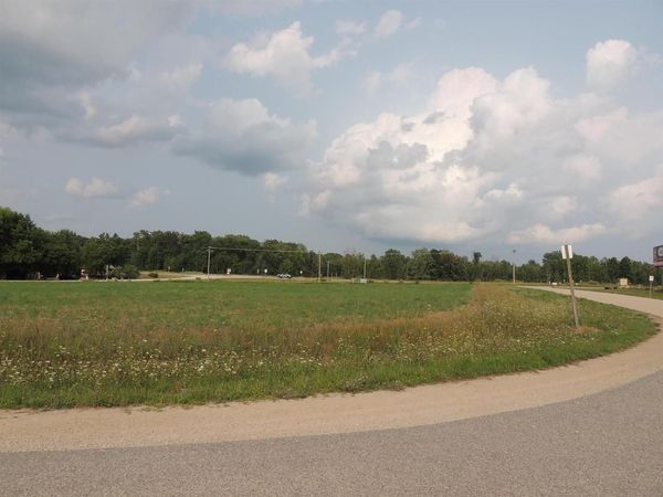 D B FRONTAGE ROAD, Lena, WI 54139