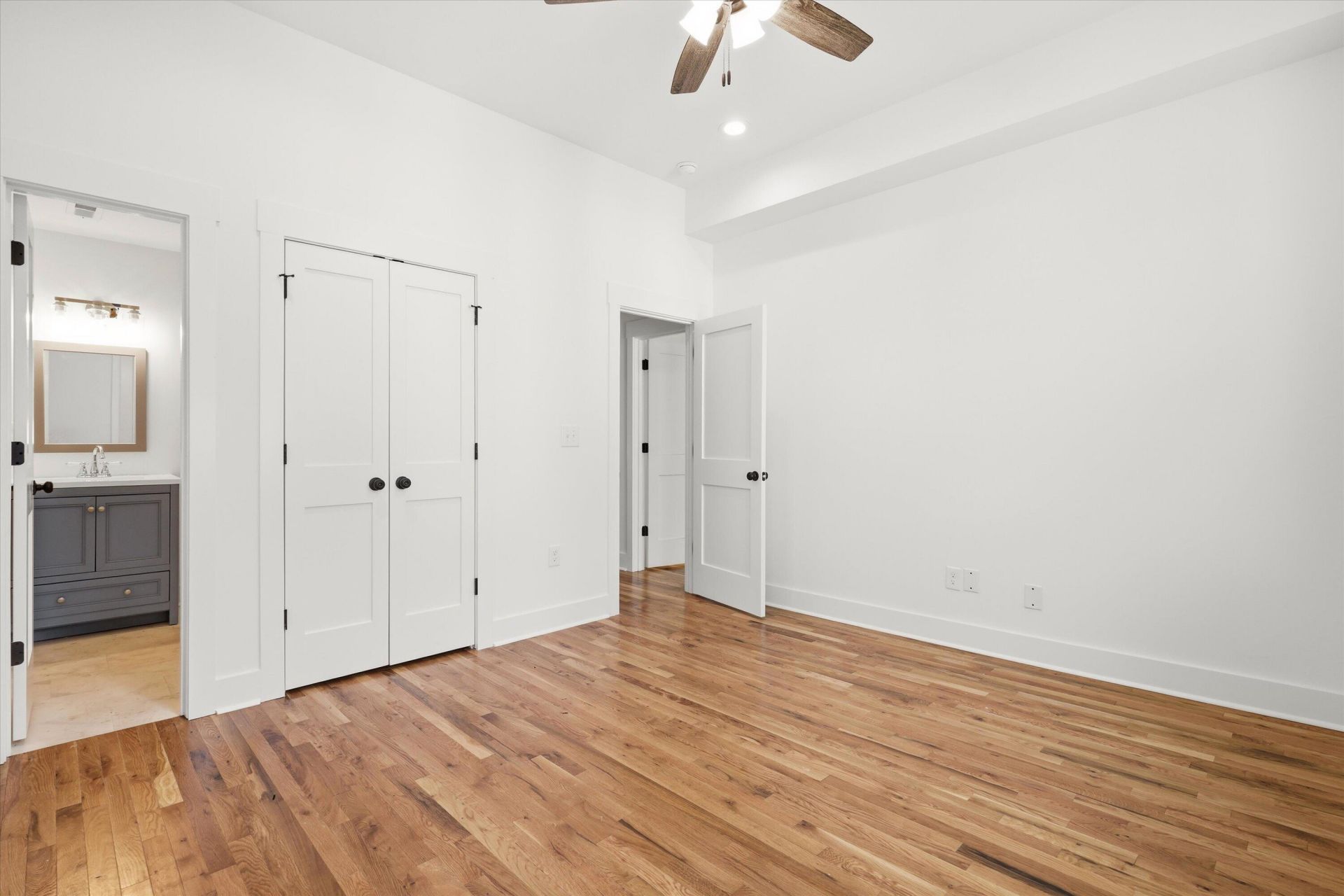 174 Fishburne Street Photo 26