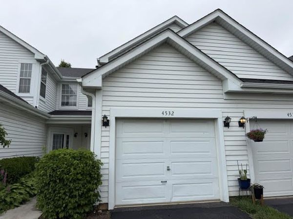 4532 W Quill Lane , Waukegan, IL 60085