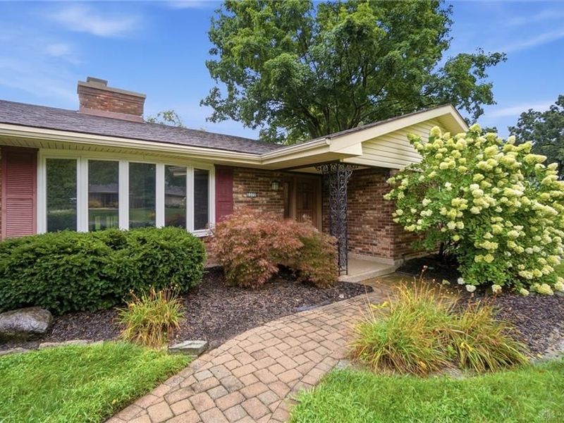 2372 Banyon Drive, Beavercreek, OH 45431 Photo 4