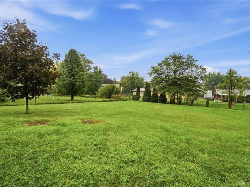 2372 Banyon Drive, Beavercreek, OH 45431 Photo 63