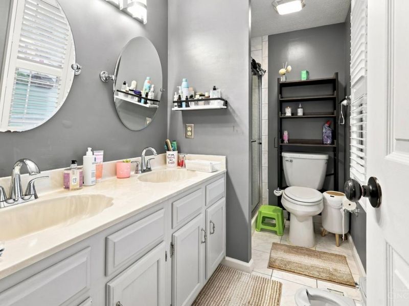 5369 Edger Drive, Green Township, OH 45239 Photo 27