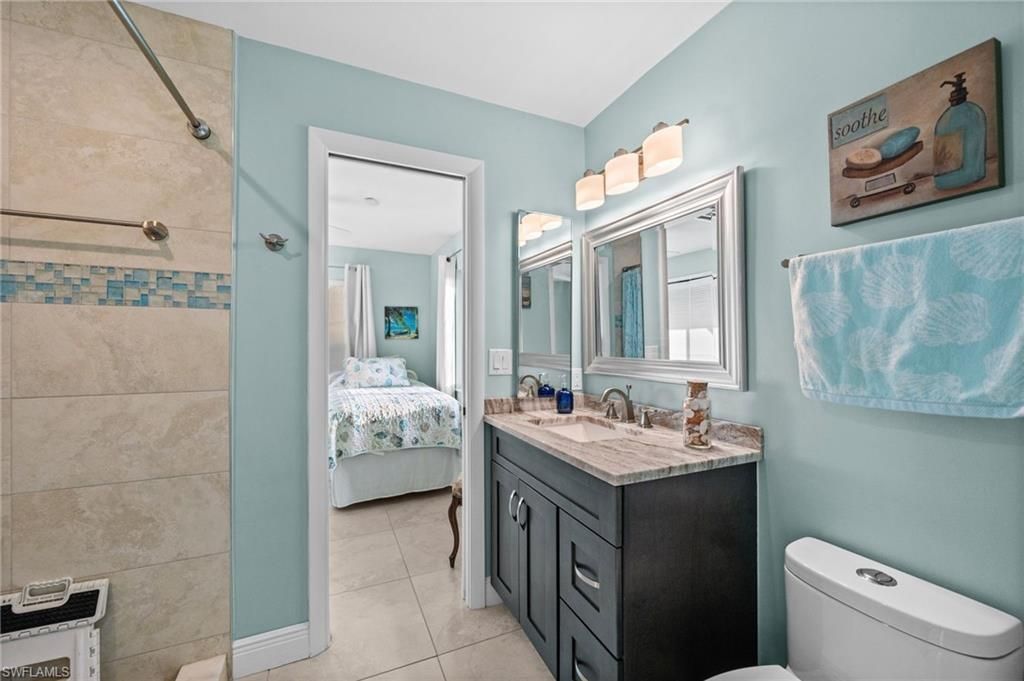 2498 Sapodilla Ln, Saint James City, FL 33956 Photo