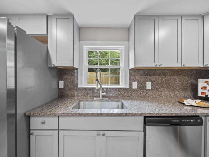 555 South Lane , Columbus, OH 43206 Photo 12