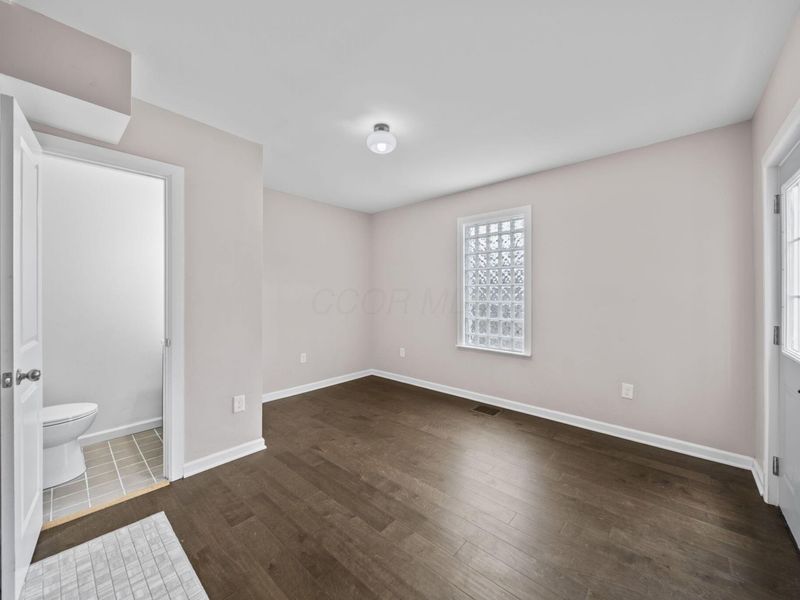 555 South Lane , Columbus, OH 43206 Photo 16