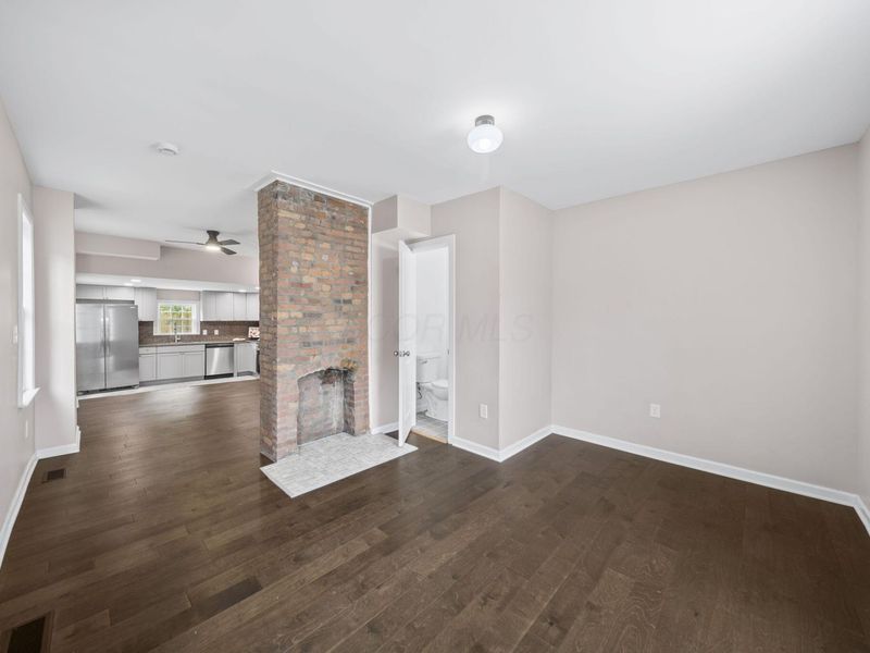 555 South Lane , Columbus, OH 43206 Photo 3