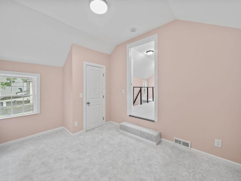 555 South Lane , Columbus, OH 43206 Photo 36