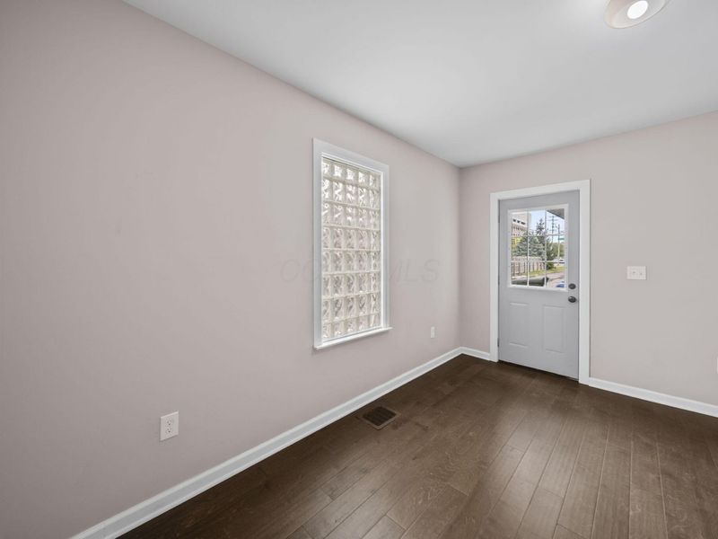 555 South Lane , Columbus, OH 43206 Photo 7