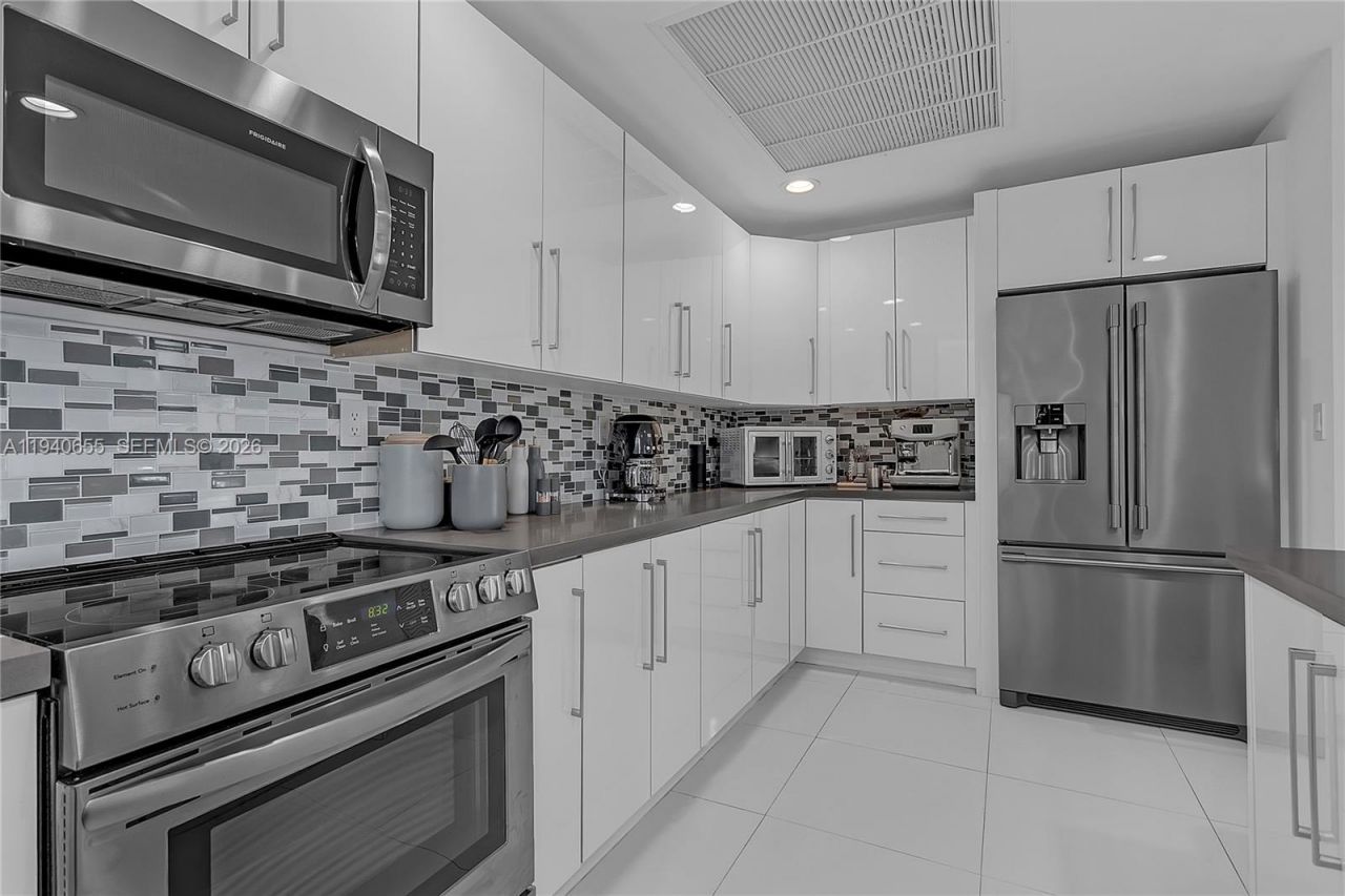 1405 Galiano St , Unit 4, Coral Gables, FL 33134 Photo