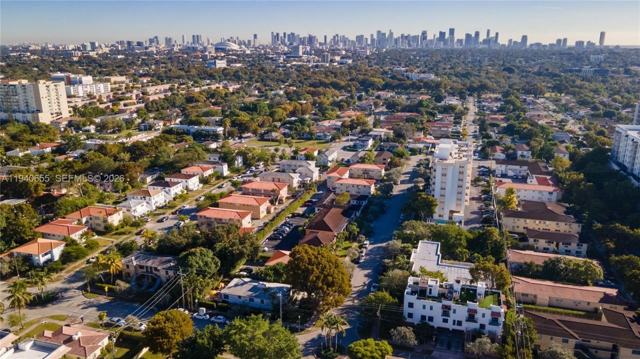 1405 Galiano St , Unit 4, Coral Gables, FL 33134 Photo