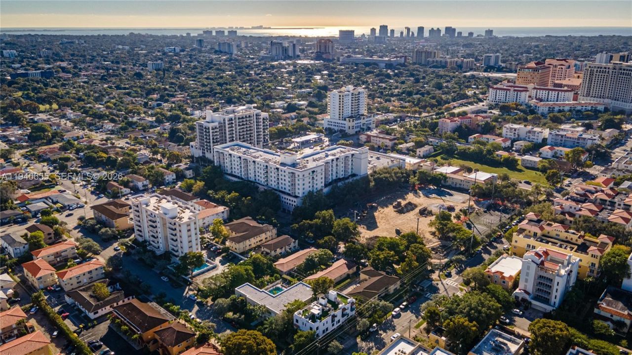 1405 Galiano St , Unit 4, Coral Gables, FL 33134 Photo