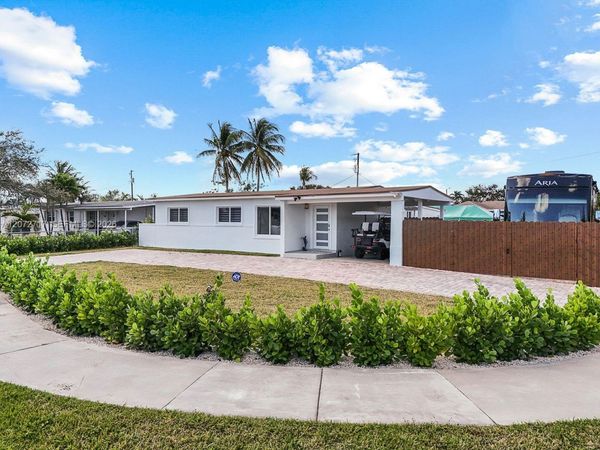 19800 Eagle Nest Rd , Cutler Bay, FL 33157