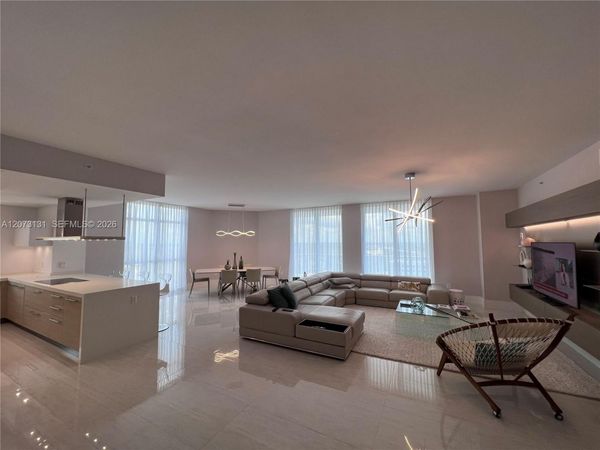 17301 Biscayne Blvd , Unit 1402, North Miami Beach, FL 33160